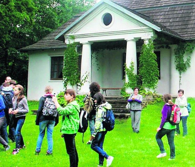 Na planowanej trasie turystycznej jest m.in. dworek w Zameczku