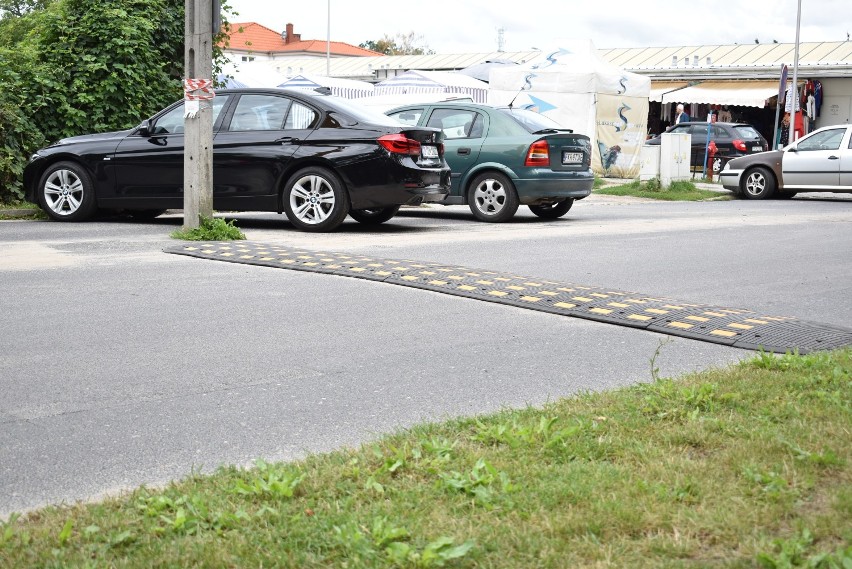 Spowalniacze na Parkowej w Krośnie Odrzańskim. W końcu droga...