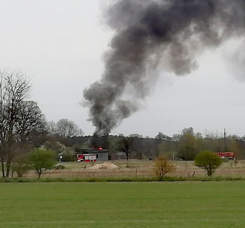 Pożar dwurodzinnego domu wybuchł 30 kwietnia 2021 roku.