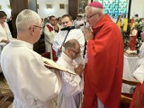 Święcenia diakonatu w Krostoszowicach. Robert Dubel już 25 diakonem w diecezji WIDEO