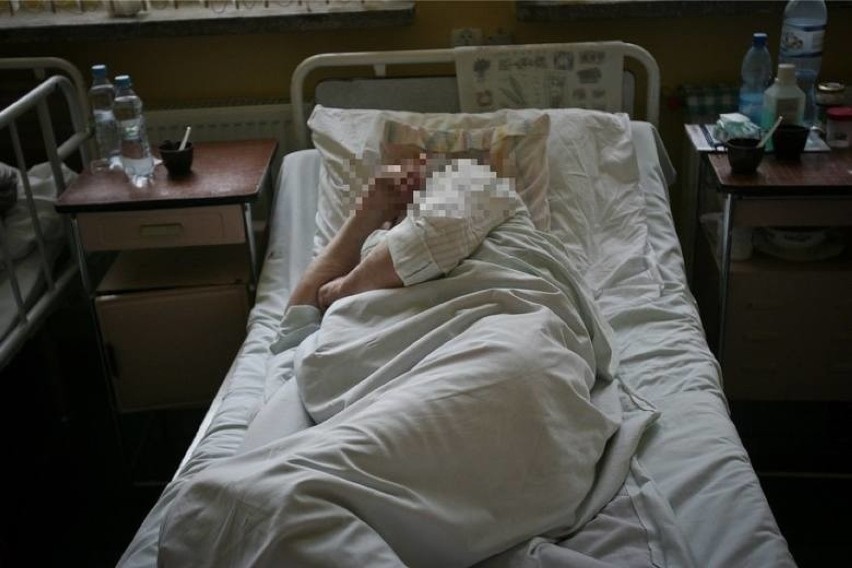 Nie żyje starsza kobieta. To niestety kolejna śmiertelna ofiara koronawirusa w Caritasie