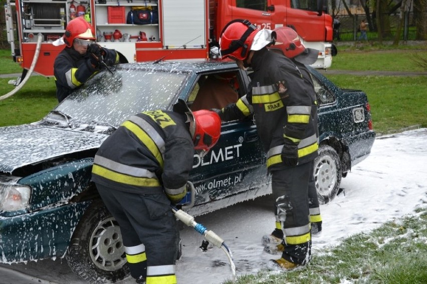 Pierwsza pomoc w Świętochłowicach: Zawody w udzielaniu...