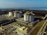 Trwa rozbudowa Terminalu LNG w Świnoujściu. Budowany jest już trzeci zbiornik [ZDJĘCIA]