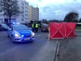 Potrącił kobietę na pasach i uciekł. Policja szuka kierowcy seicento