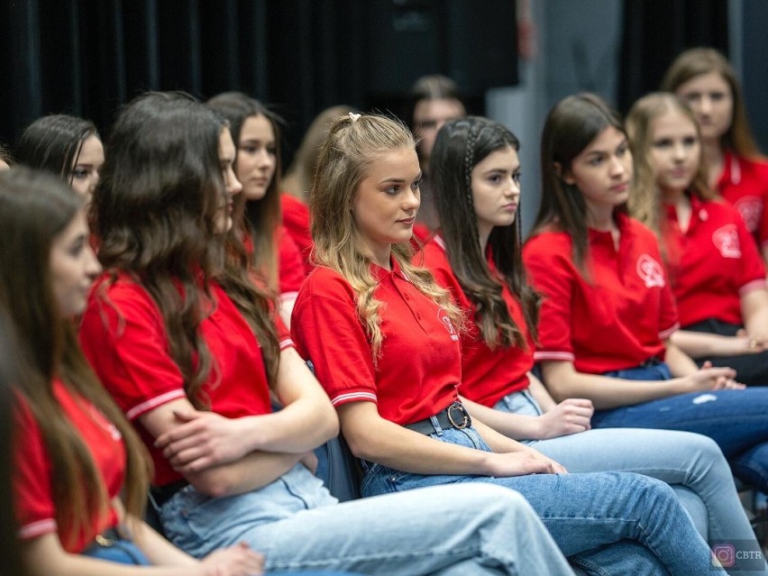 Finalistki Miss Ziemi Łomżyńskiej realizują projekt "#wspierajnieoceniaj" [zdjęcia]