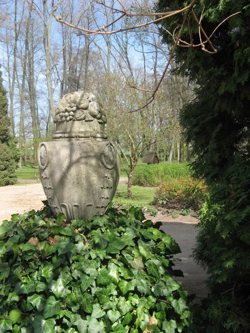 Piękna wiosna zawitała do Muzeum Walewskich w Tubądzinie