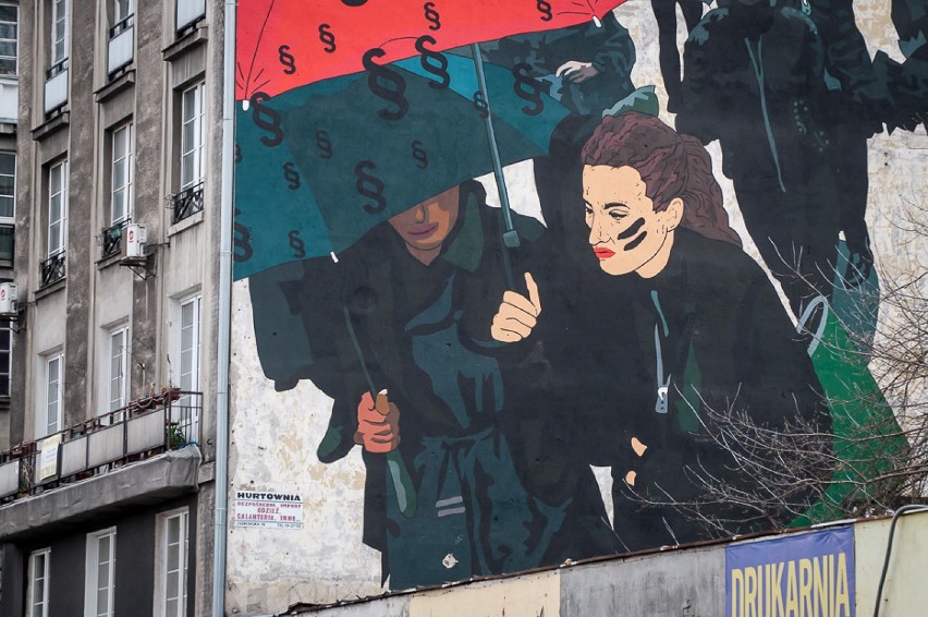 Mural Czarnego Protestu powstał na Pradze. Ma upamiętnić...