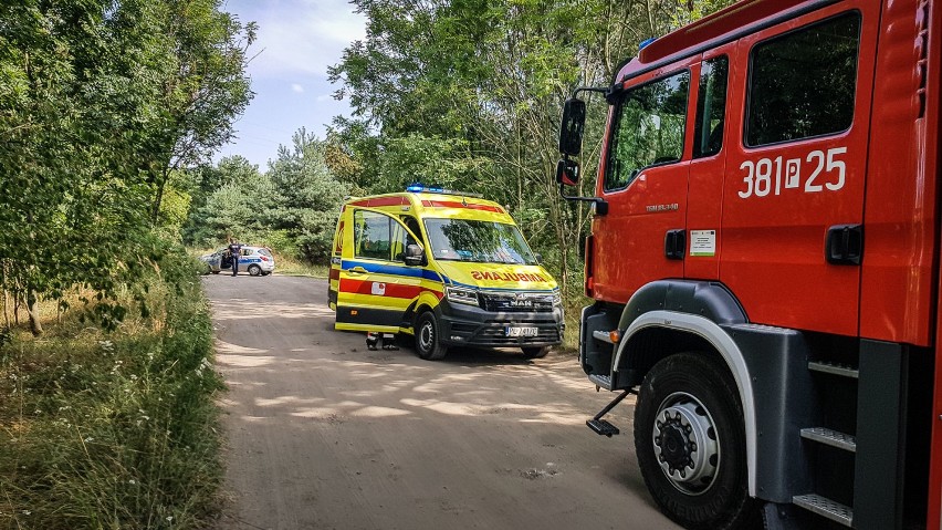 Leszno. Tragedia w Zaborowie. Mężczyzna utonął w zbiorniku byłej żwirowni. Od lat obowiązuje tam zakaz kąpieli [ZDJĘCIA]