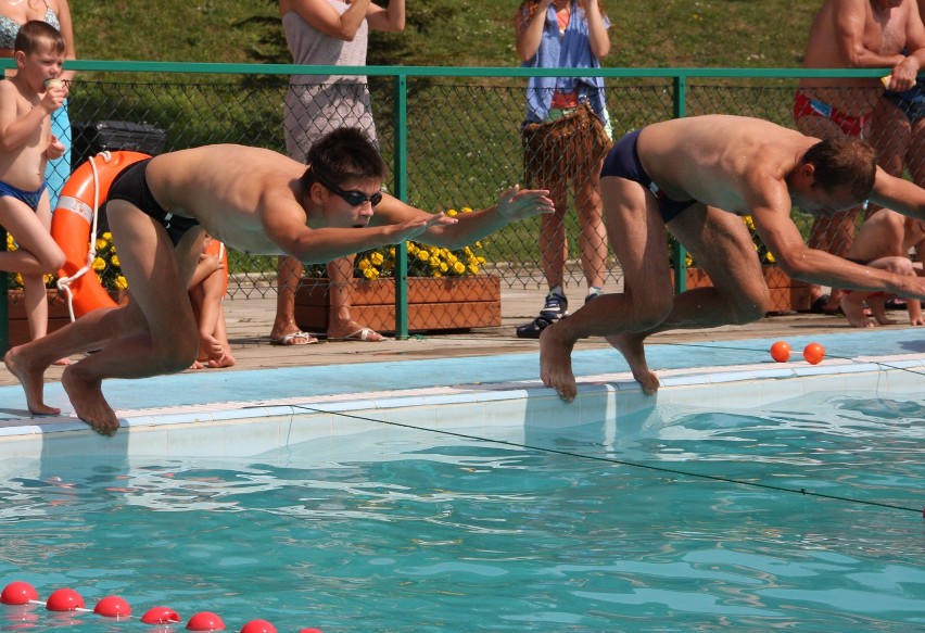 KRÓTKO: Na Księżej Górze odbyły się pływackie mistrzostwa Radzionkowa