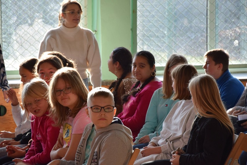 Spotkanie z młodym aktorem w Szkole Podstawowej numer 1 w Skierniewicach