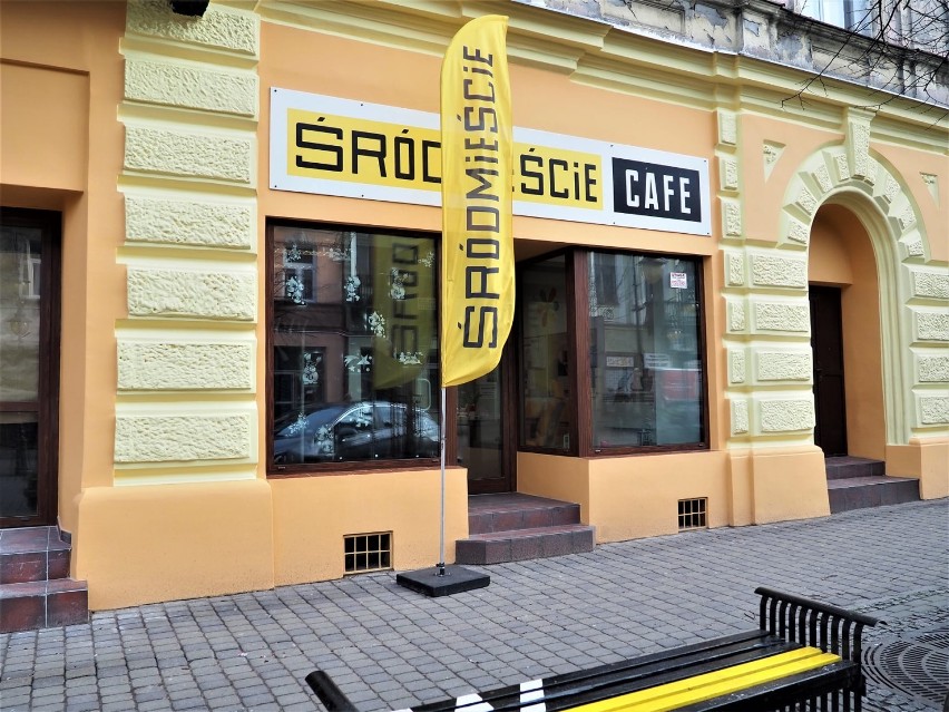 Nowe wnętrze Kawiarni Obywatelskiej "Śródmieście Cafe" we...