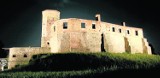 Zamek w Siewierzu można obserwować także w nocy. Wszystko dzięki iluminacjom. 