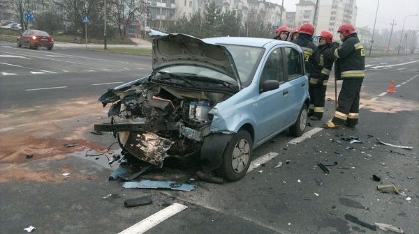 Wypadek na ul. Hetmańskiej w Łodzi [ZDJĘCIA]