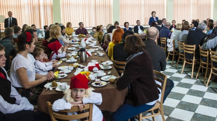 Premier Ewa Kopacz spotkała się z uchodźcami z Donbasu
