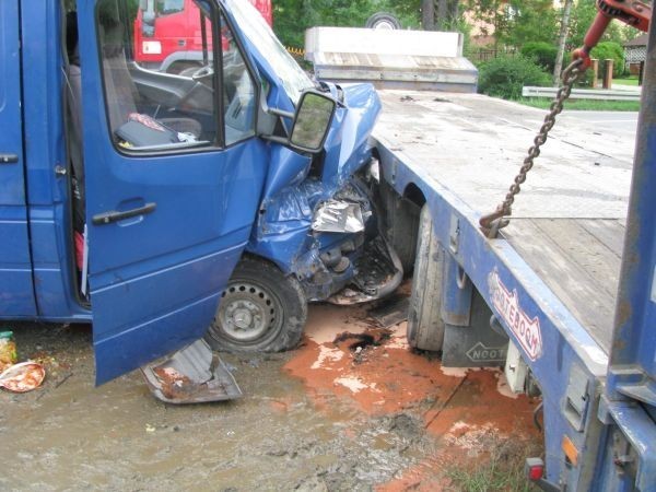 Wypadek Siołkowa: zderzenie dwóch samochodów, 5 osób rannych [ZDJĘCIA]