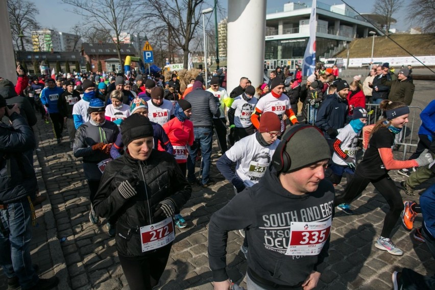 Bieg Tropem Wilczym w Opolu. Na trasie 400 zawodników.