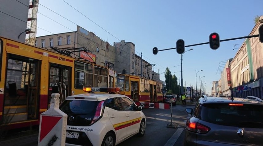 Poranny wypadek na ul. Zachodniej spowodował opóźnienia w...