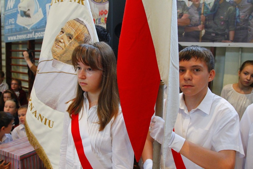 Szkoła Podstawowa nr 77 im. 15 Pułku Ułanów Poznańskich kończy 50 lat [ZDJĘCIA]