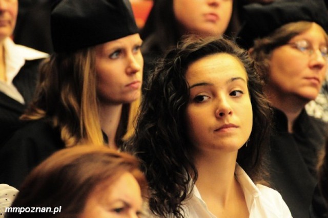 Tradycyjną immatrykulacja nowych studentów rozpoczęła się ...