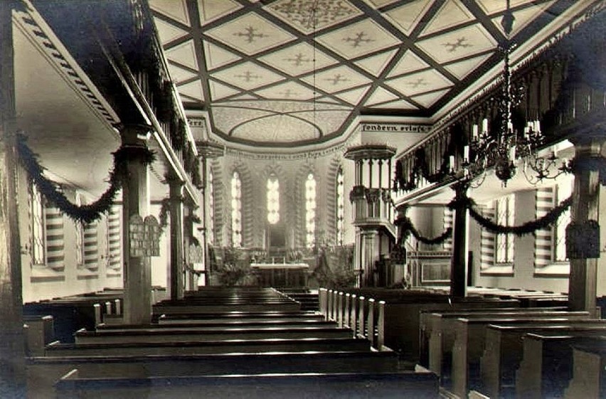 Wnętrze kościoła św. Andrzeja na przełomie lat 20. i 30.