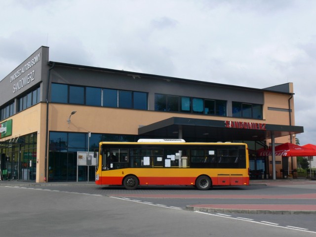 Gmina Sandomierz, Przedsiębiorstwo Gospodarki Komunalnej oraz  władze powiatu, te trzy podmioty złożą się na prowadzenie dworca autobusowego w Sandomierzu.