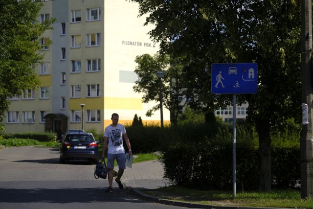 Do wypadku doszło w strefie zamieszkania na Filomatów Pomorskich. Policja liczy na pomoc świadków