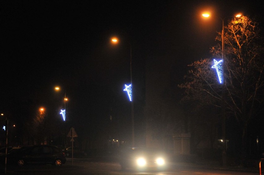 Śrem: zima 2014. Świąteczne iluminacje na ulicach miasta...