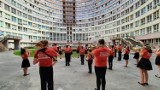 Szpital w Kaliszu zaprosił pacjentów i personel na... koncert orkiestry dętej. ZDJĘCIA