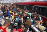 Poznań - Ruszył pierwszy pociąg na Przystanek Woodstock [ZDJĘCIA, WIDEO]