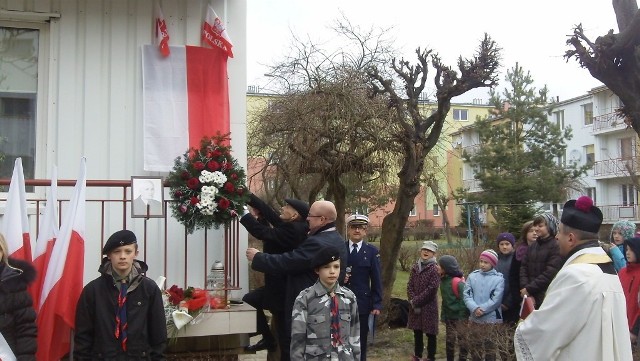 Uroczystość odsłonięcia tablicy upamiętniającej Wacława Dobrowolskiego