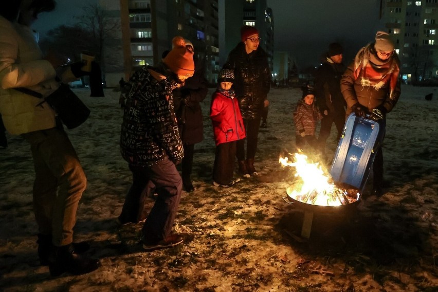 Uroczyste zapalenie lampek na choince w gdańskiej dzielnicy...