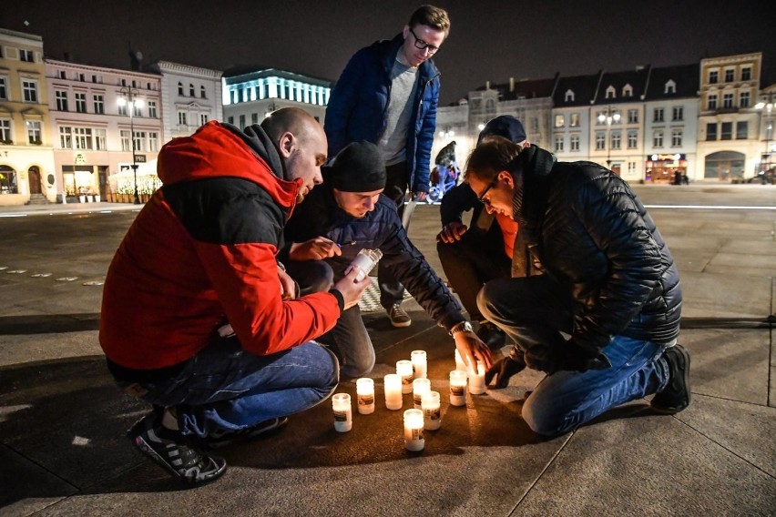 W niedzielę pod ratuszem odbył się happening w obronie...