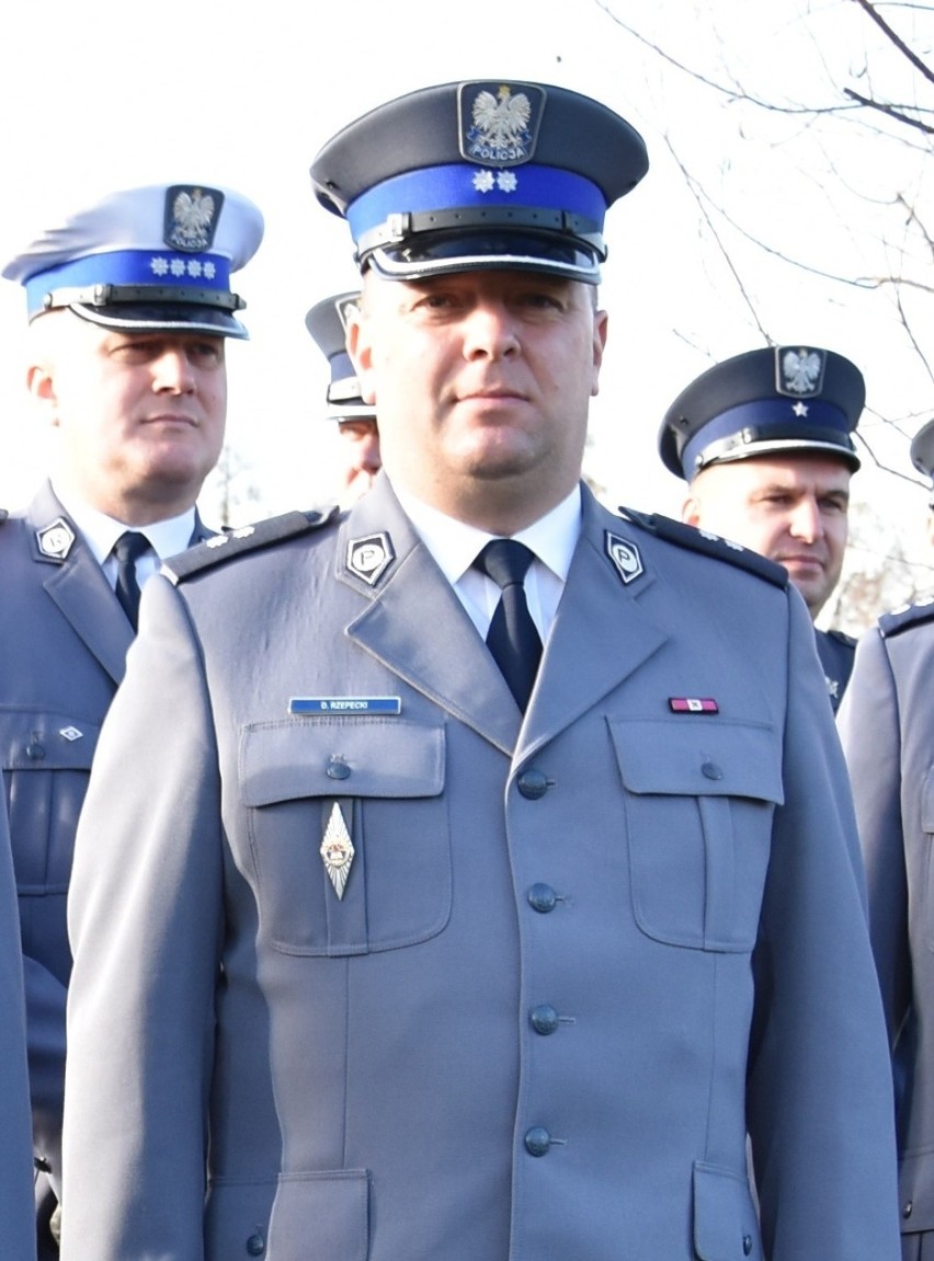 Komendant Komisariatu Policji w Żabnie
podkom. Dominik...