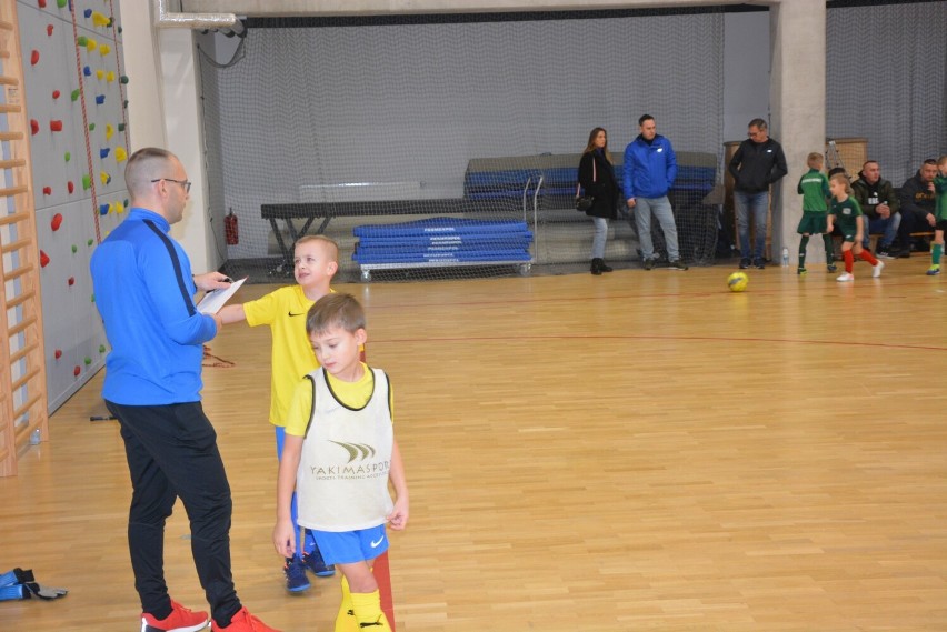 Szkółka piłkarska z Lipiec Reymontowskich zorganizowała imprezę dla blisko 50 drużyn z województwa