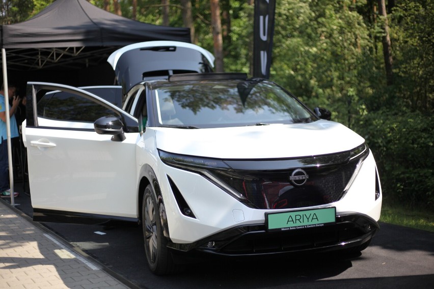 EV Experience 2023.  Na Torze Modlin odbył się zlot samochodów elektrycznych. To największe tego typu wydarzenie w Polsce