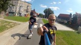 Longboard Wrooclyn Crew surfuje po Wrocławiu