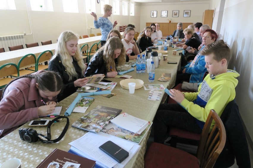 Gołuchowscy wolontariusze przepracowali łącznie 143 godziny