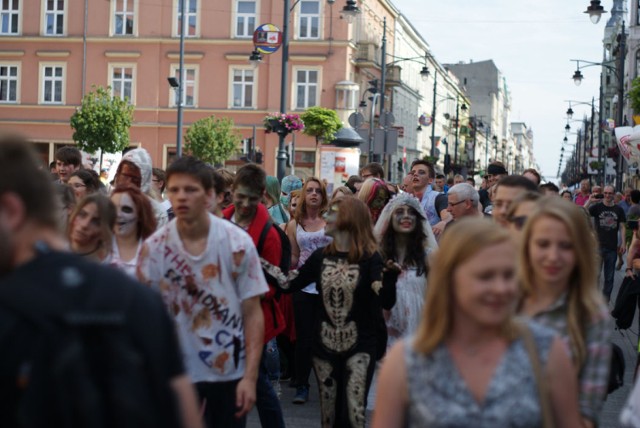 Zombie Walk Łódź 2014. Zombie na Piotrkowskiej