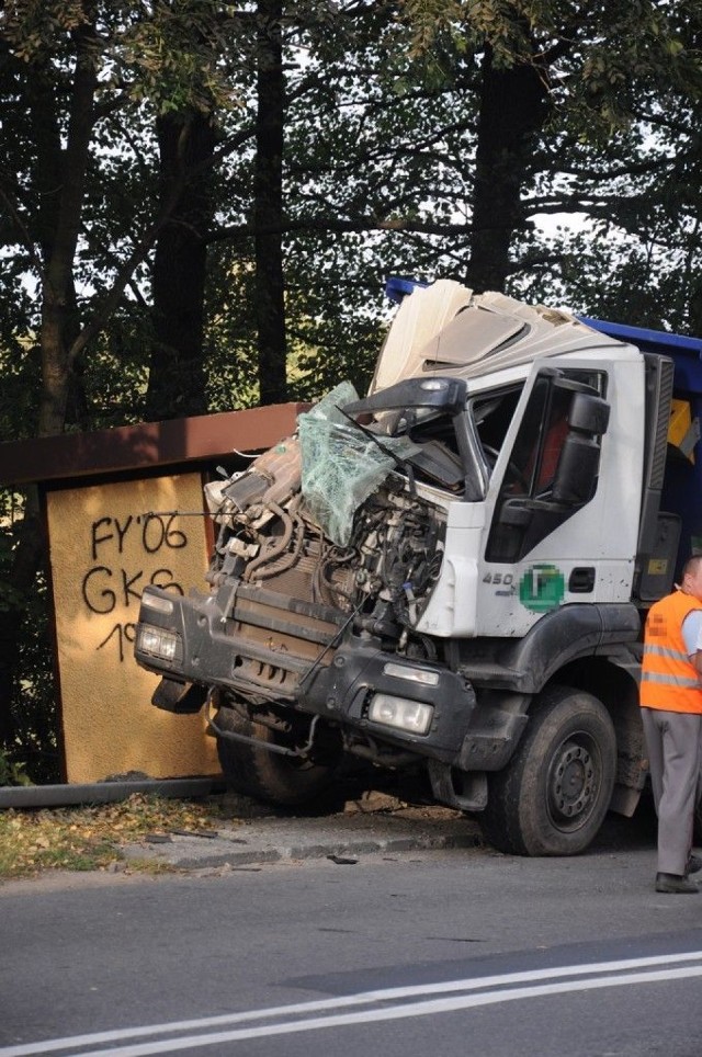 Wypadek autobusu w Jastrzębiu-Zdroju - 8 osób rannych