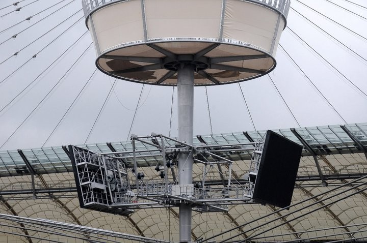 Na Stadionie Narodowym w Warszawie zamontowano już dwa...
