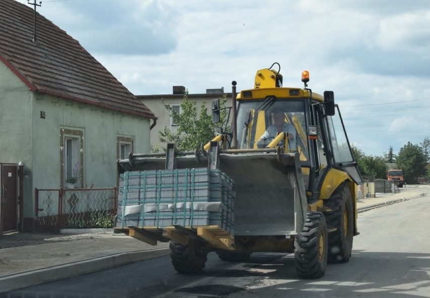 Trwa budowa nowe drogi Racot-Darnowo-Wyskoć