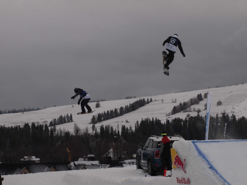 Białka Tatrzańska. Powietrzne piruety narciarzy i snowboardzistów [ZDJĘCIA]