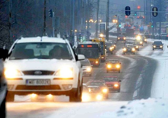 Śnieg zakorkował Łódź