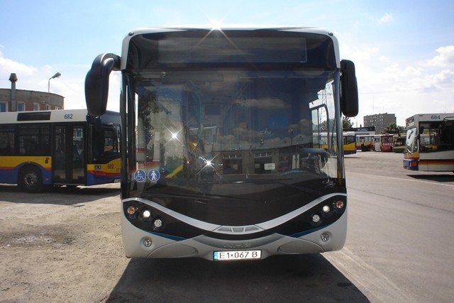 Prototypowy autobus miejski z Kutna na płockich drogach [ZDJĘCIA]