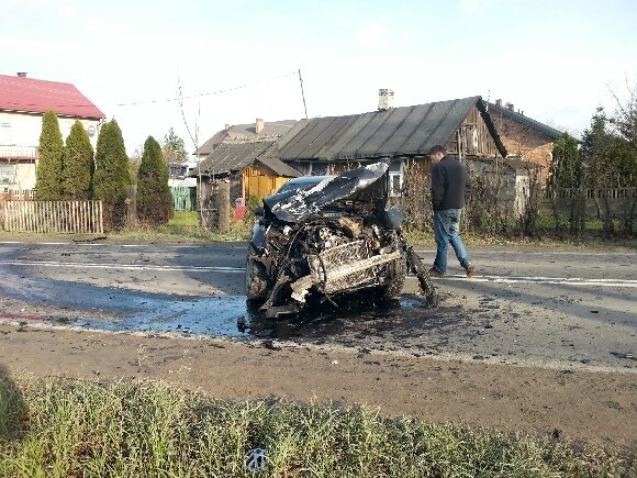 Wypadek w Baszkowie pod Wartą. Ranne zostały trzy osoby