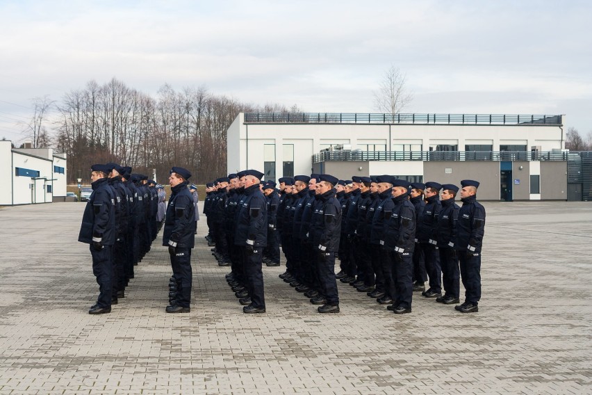 Małopolska policja ma 133 nowych funkcjonariuszy [GALERIA]