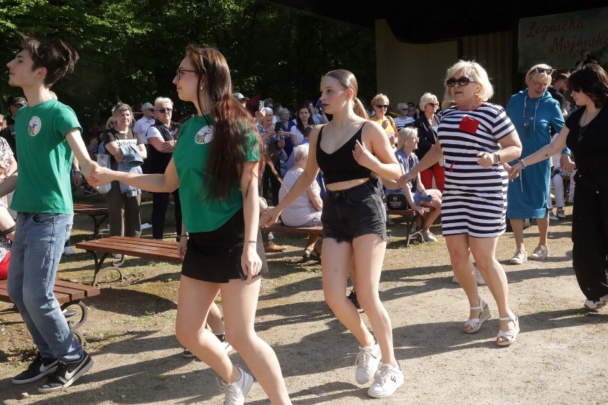 Legniczanie zatańczyli chapelloise, czyli popularną belgijkę, zobaczcie zdjęcia