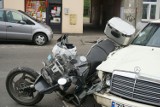 Motocyklista ranny w wypadku na Radwańskiej w Łodzi [ZDJĘCIA]