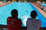 Tak działają baseny i kąpieliska we Włocławku w lato 2021 roku [cennik, godziny otwarcia]