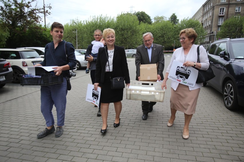 6000 podpisów przeciw nowej kopalni w Rybniku złożono w RDOŚ